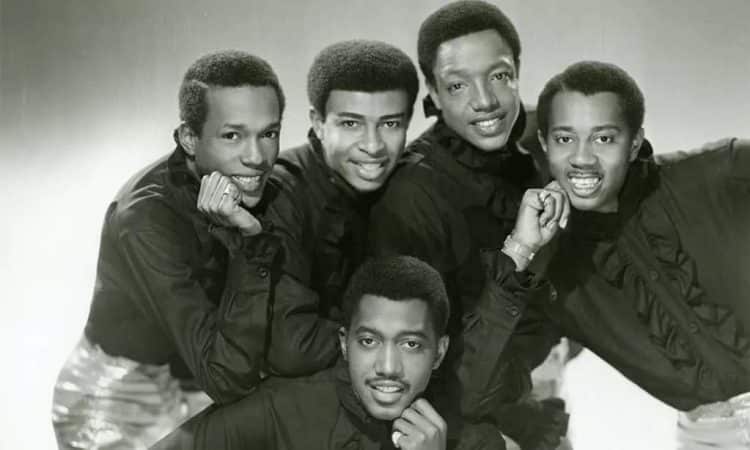 10 Best The Temptations Songs of All Time - Singersroom.com