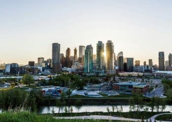 10 Famous Singers from Canada