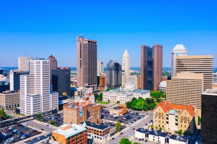 10 Famous Singers from Ohio