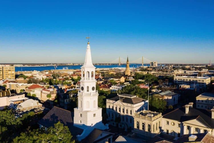 10 Famous Singers from South Carolina