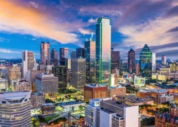 10 Famous Singers from Texas