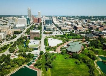 10 Famous Singers from Nebraska