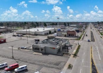 10 Famous Singers from Wisconsin