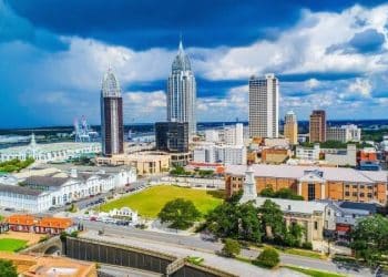 10 Famous Singers from Alabama