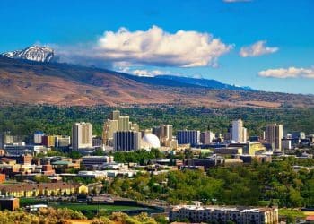 10 Famous Singers from Nevada