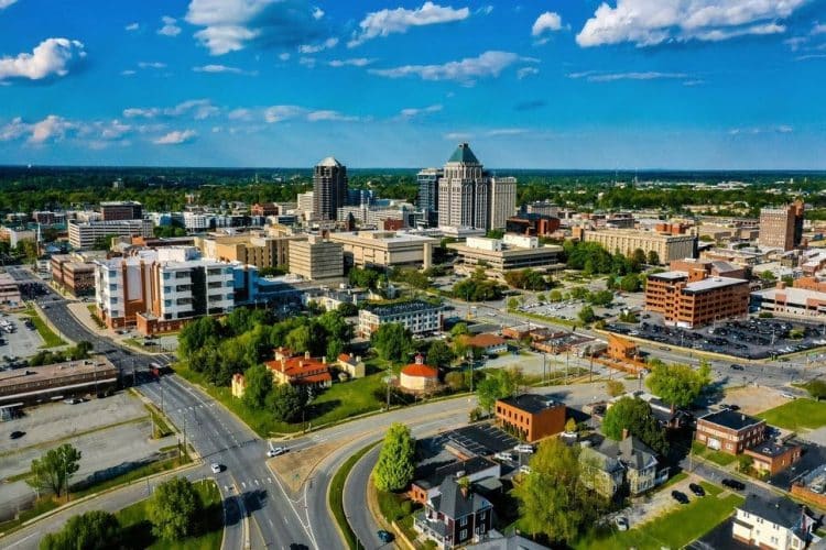 10 Famous Singers from North Carolina