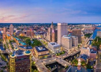 10 Famous Singers from Rhode Island