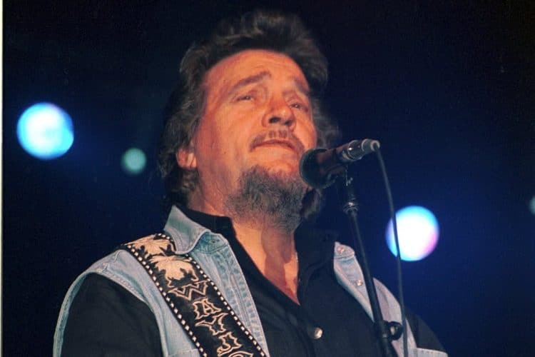 10 Best Waylon Jennings Songs of All Time