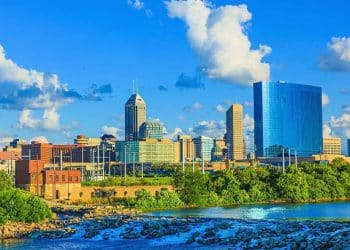 10 Famous Singers from Indiana