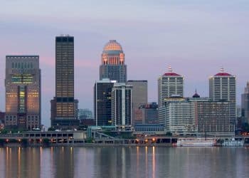 10 Famous Singers from Kentucky