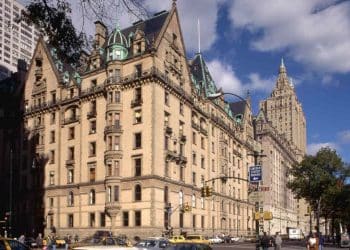 10 Famous Singers from North Dakota