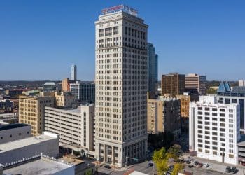 10 Famous Singers from Alabama