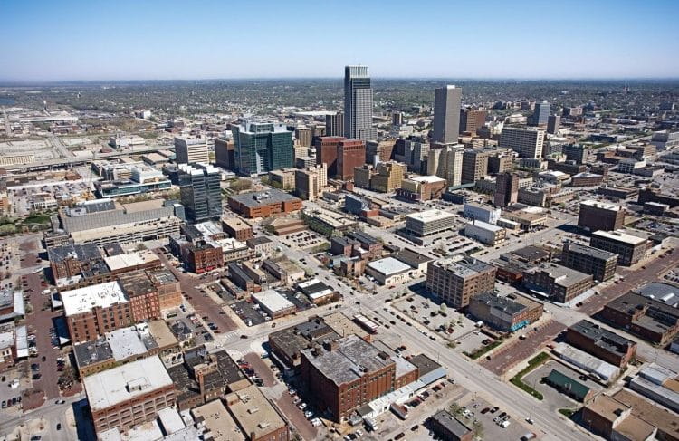 10 Famous Singers from Nebraska