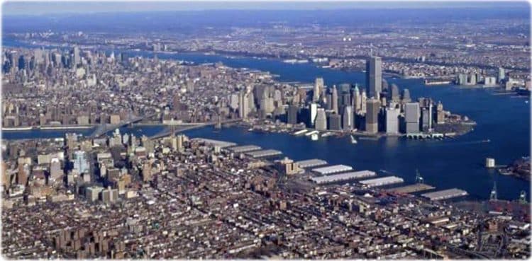 10 Famous Singers from New York