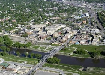 10 Famous Singers from North Dakota