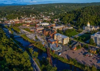 10 Famous Singers from Vermont