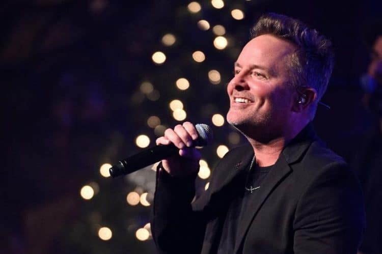 10 Best Chris Tomlin Songs of All Time