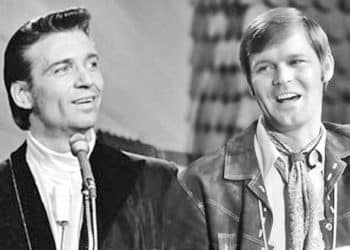 10 Best Waylon Jennings Songs of All Time