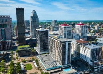 10 Famous Singers from Kentucky