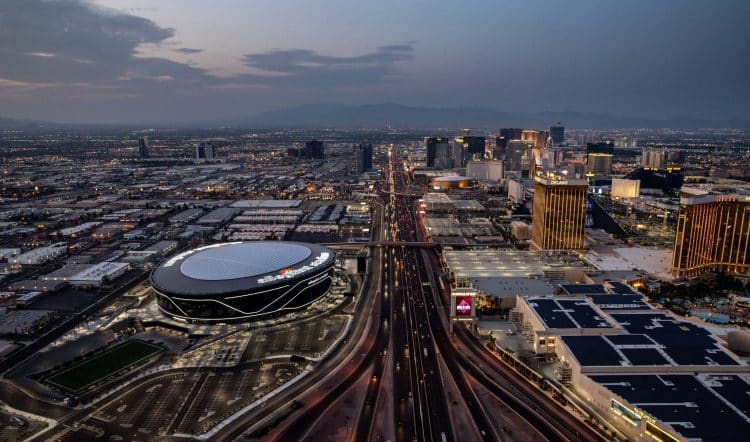 10 Famous Singers from Nevada