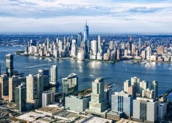 10 Famous Singers from New Jersey