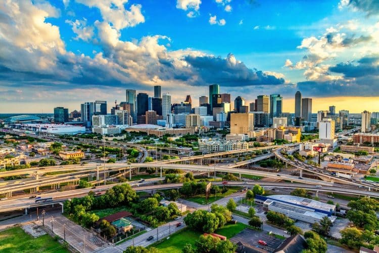 10 Famous Singers from Texas