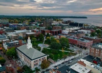 10 Famous Singers from Vermont