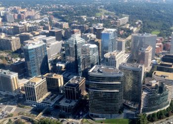 10 Famous Singers from Virginia