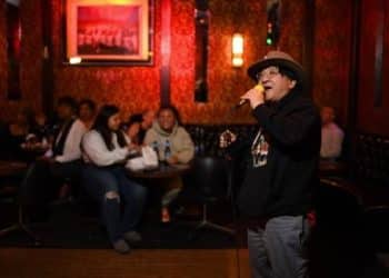 15 Best Karaoke Singers of All Time