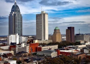 10 Famous Singers from Alabama