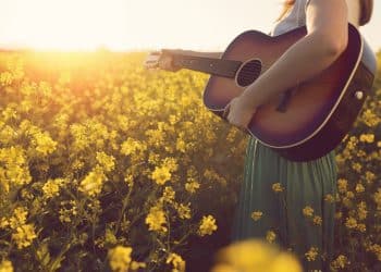 15 Best Acoustic Songs of All Time