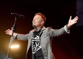 10 Best Chris Tomlin Songs of All Time