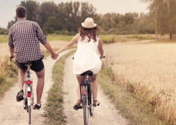 15 Best Love Songs of All Time