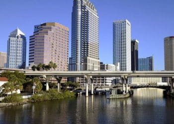 10 Famous Singers from Florida