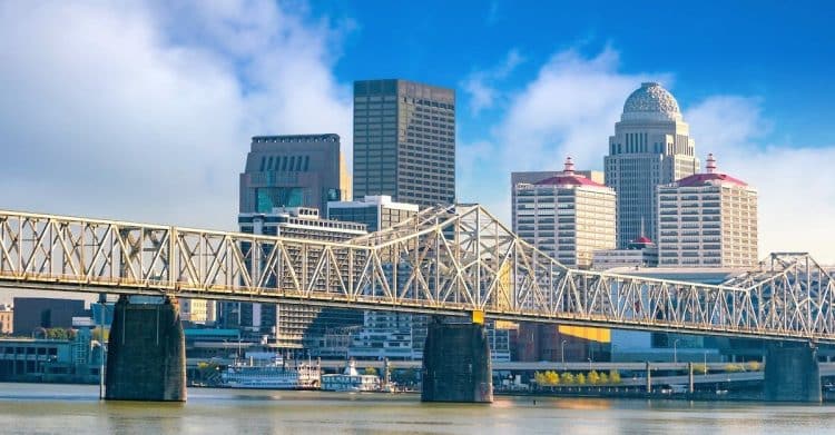 10 Famous Singers from Kentucky