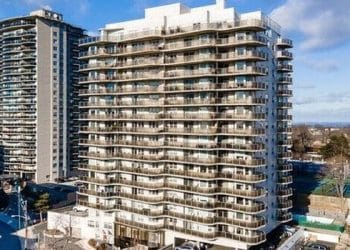 10 Famous Singers from North Dakota