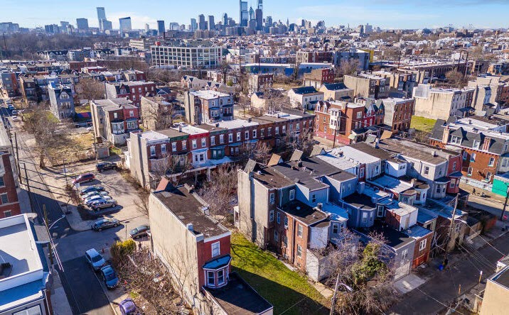 10 Famous Singers from Pennsylvania