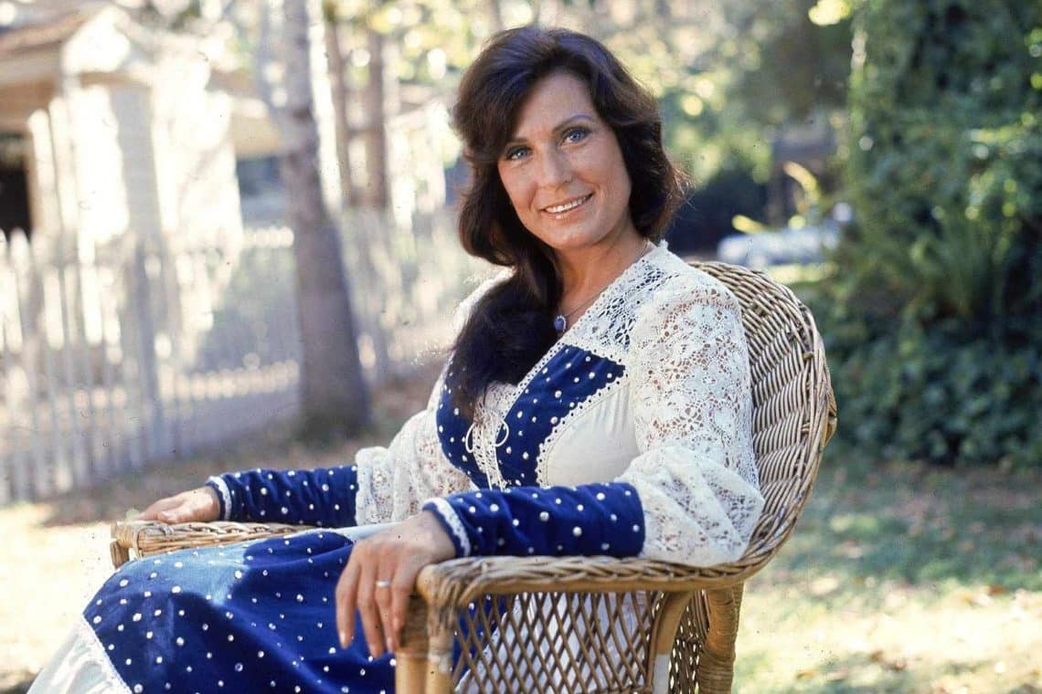 10 Best Loretta Lynn Songs of All Time