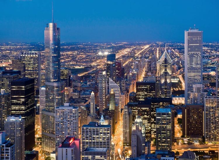 10 Famous Singers from Illinois