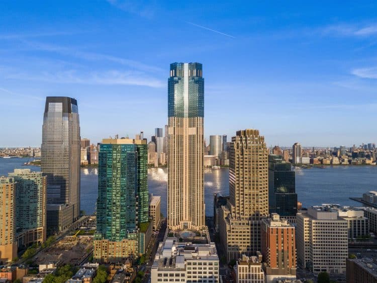 10 Famous Singers from New Jersey