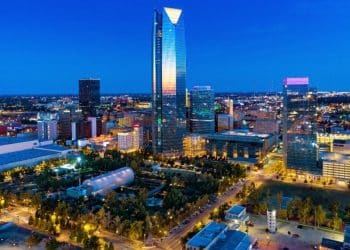 10 Famous Singers from Oklahoma