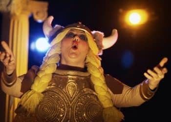 15 Best Opera Singers of All Time