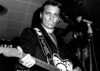 10 Best Waylon Jennings Songs of All Time