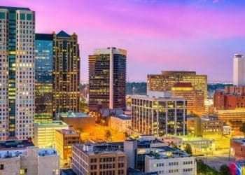 10 Famous Singers from Alabama