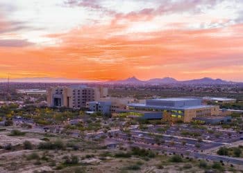 10 Famous Singers from Arizona