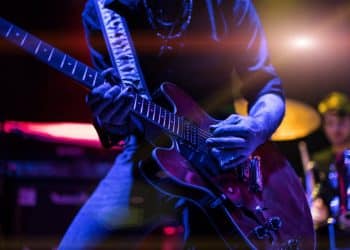 15 Best Guitar Players of All Time