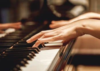 15 Best Piano Players of All Time