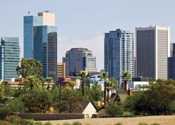 10 Famous Singers from Arizona