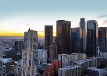 10 Famous Singers from California