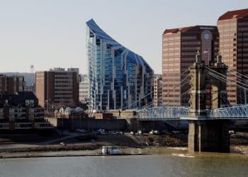 10 Famous Singers from Kentucky